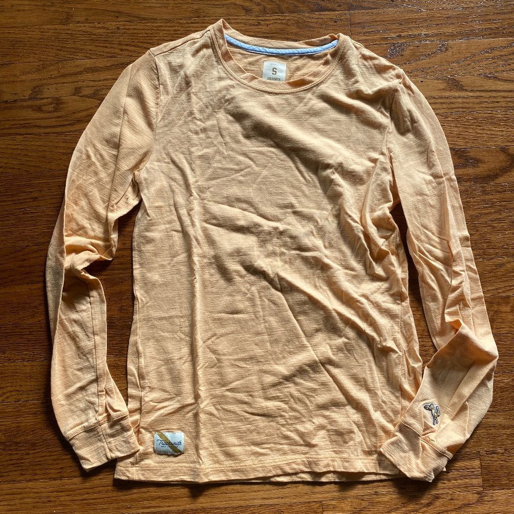 Tracksmith Harrier Long Sleeve Running Top,  Small,  Melon (pale orange)